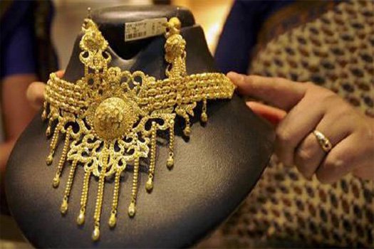 Identity proof compulsory for buying gold in India