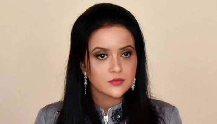 Plans to recover by intimidating industrialists; Amrita Fadnavis targets Thackeray government
