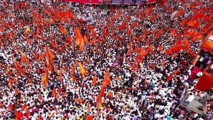 Naxals openly support Maratha reservation