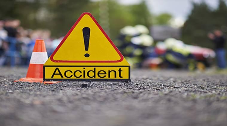 Four friends killed in tractor-car crash in Chandrapur