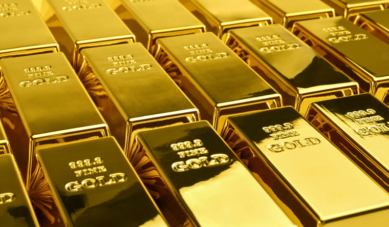 रांका ज्वेलर्सचा हेड कॅशियर 17 लाखांची सोन्याची बिस्किटे घेऊन पसार