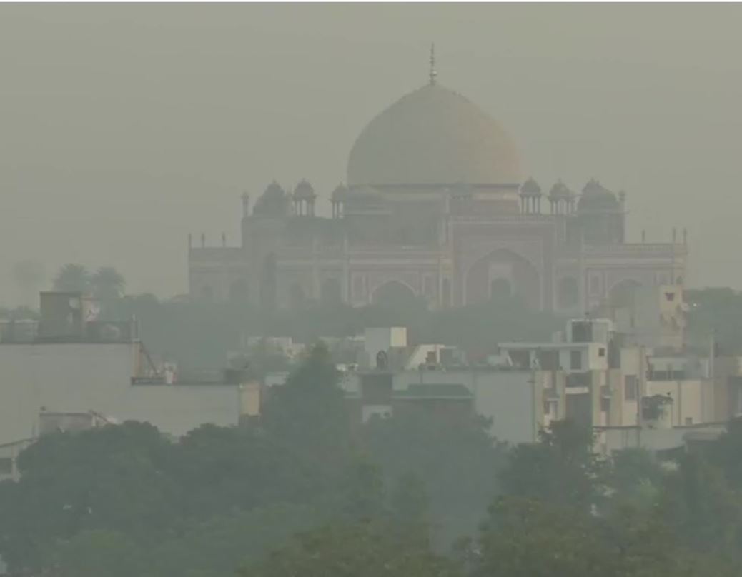Air quality in New Delhi is very poor - IMD