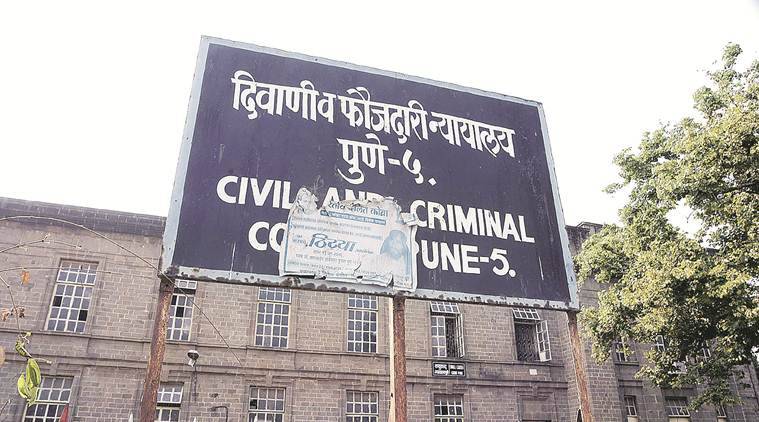 Police busts fake certificates racket in Pune court