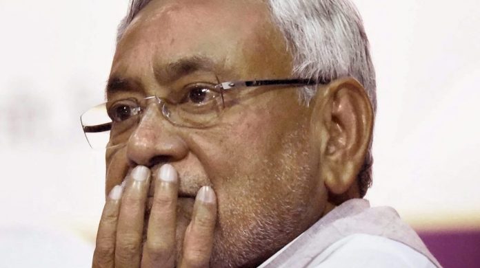 Political explosion in Bihar soon! 17 JD (U) MLAs to join RJD