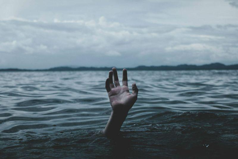 The youth ended his life by jumping into the Khadakwasla dam
