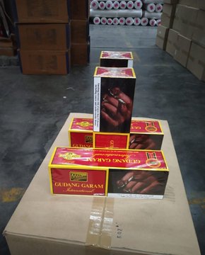 18,00,000 sticks of Gudang hot cigarettes worth Rs 3.24 crore hidden in Dubai container seized: DRI