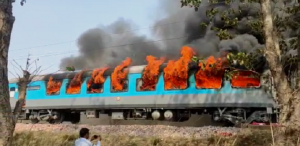 A fierce fire in the compartment of the Shatabdi Express; Accident during Delhi-Dehradun 