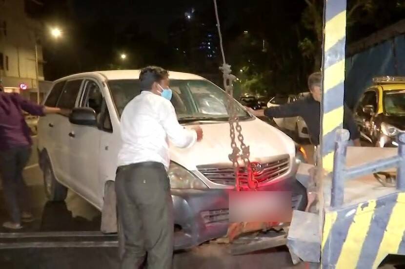 Innova car in explosives case belongs to Mumbai Police, shocking information