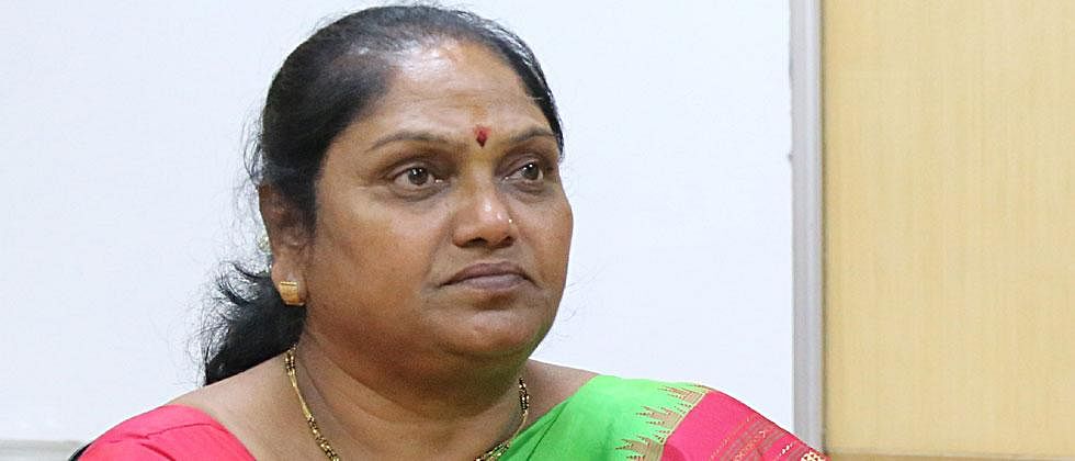 Pune Deputy Mayor Saraswati Shendge's resignation handed over to party office bearers