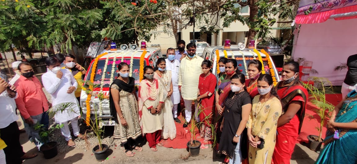 Dedication of ambulance so that citizens can get medical facilities quickly