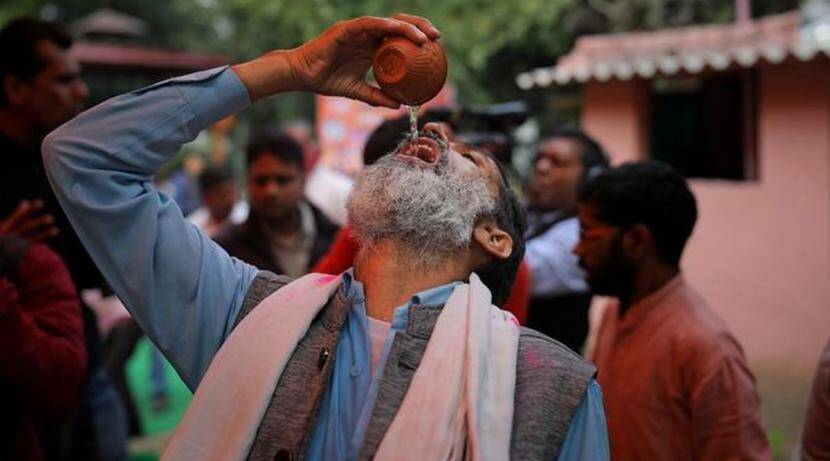"Drinking cow urine every day will not cause corona"; BJP leader's statement