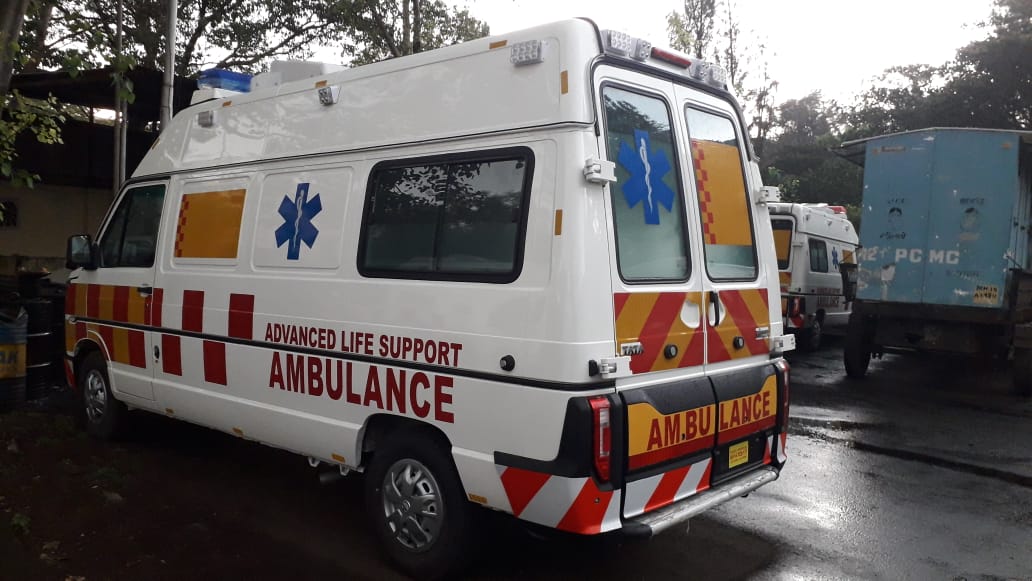 # Covid-19: 12 cardiac ambulances for city patients and 1 mini bus for blood bank arrives in the convoy - Mayor Usha alias Mai Dhore