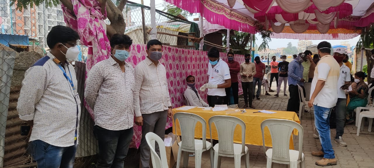# Covid-19: Citizens' 'Rapid Antigen Test' conducted by Om Sai Group in Tapkirnagar