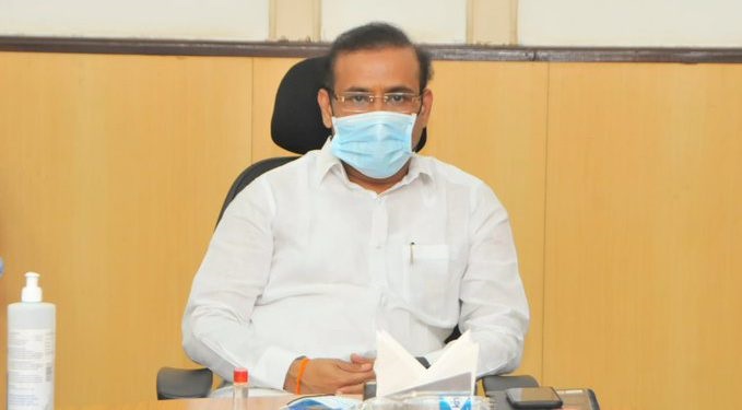 Rajesh Tope indicated that restrictions on vaccination are likely to be relaxed