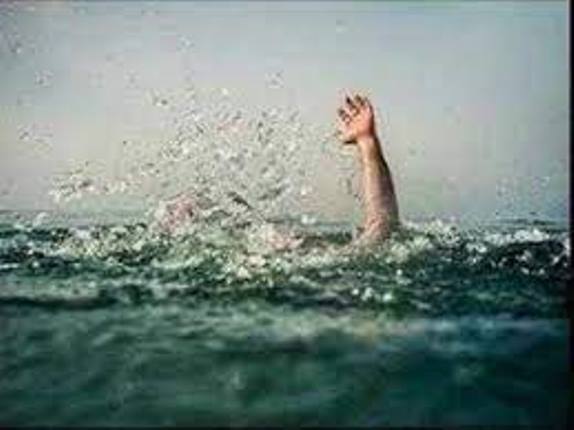 A young man committed suicide by jumping into a river due to a quarrel at home