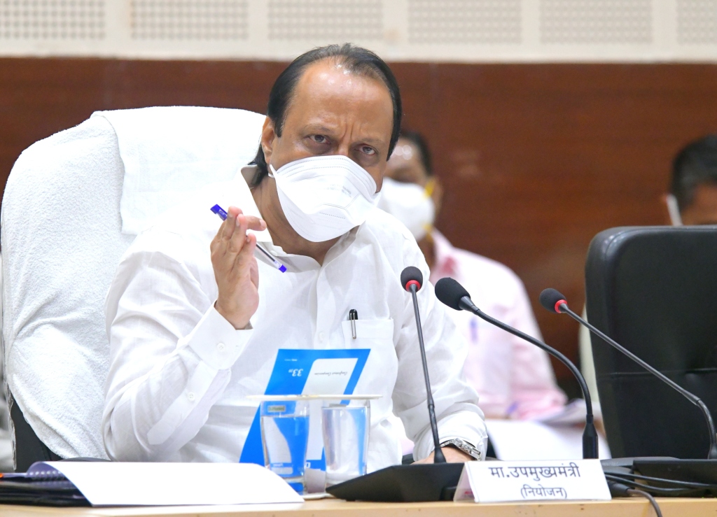 Corona's crisis persists, take strict action against those without masks - Ajit Pawar
