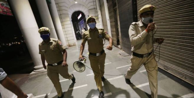 Pakistani terrorist arrested in Delhi over festival; Seized grenade with AK-47