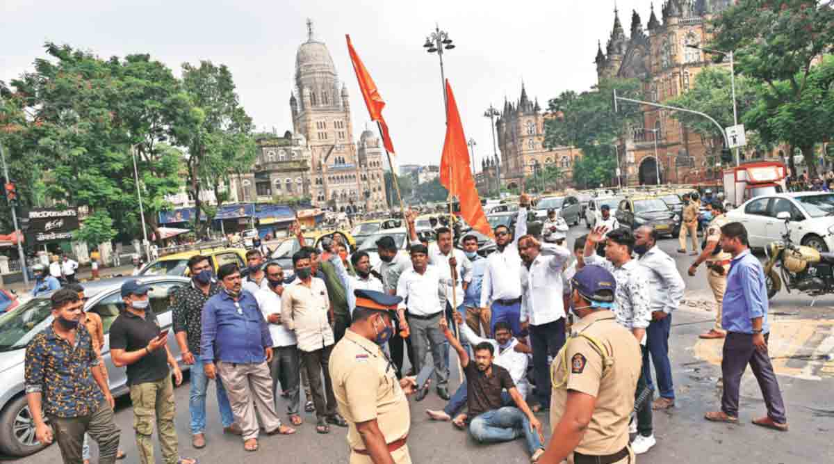 #MaharashtraBand: Protests at 48 places in the state, if roads are blocked; 200 arrested in Mumbai