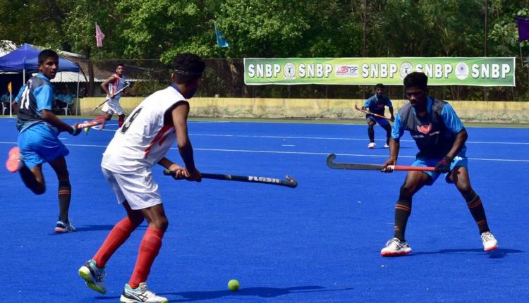 Fighting between Pune-Kolhapur teams for the state Ajinkyad hockey title