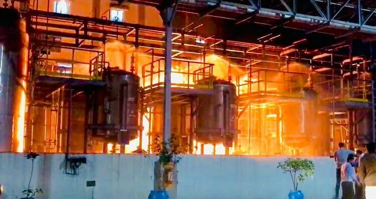Fierce fire at Sunpharma Company in Ahmednagar MIDC
