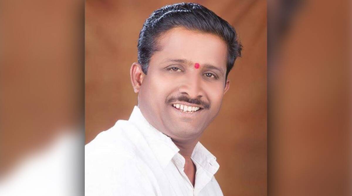 Shiv Sena activist Uddhav Thackeray dies on the way to Tirupati for longevity!