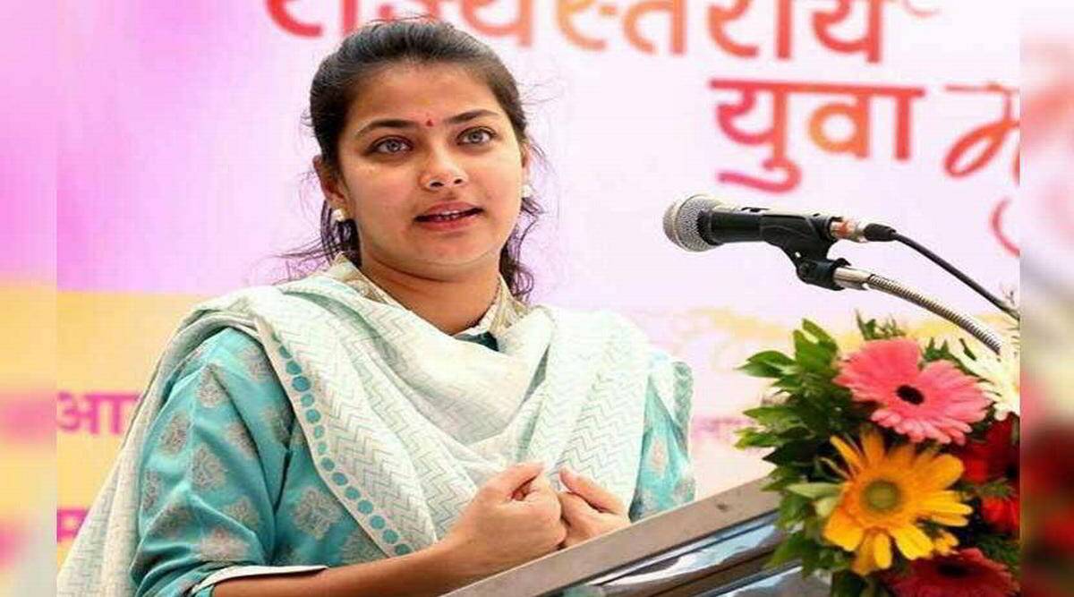 Praniti Shinde in Congress's list of star campaigners for Uttar Pradesh elections