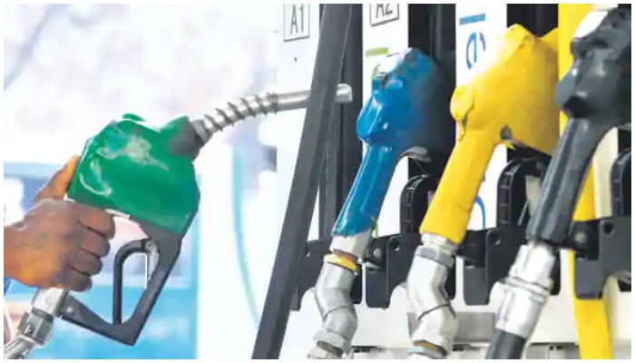 पेट्रोल, डिझेल 80 पैशांनी पुन्हा वाढले : नऊ दिवसात आठव्यांदा पेट्रोल, डिझेलच्या किमती वाढल्या 