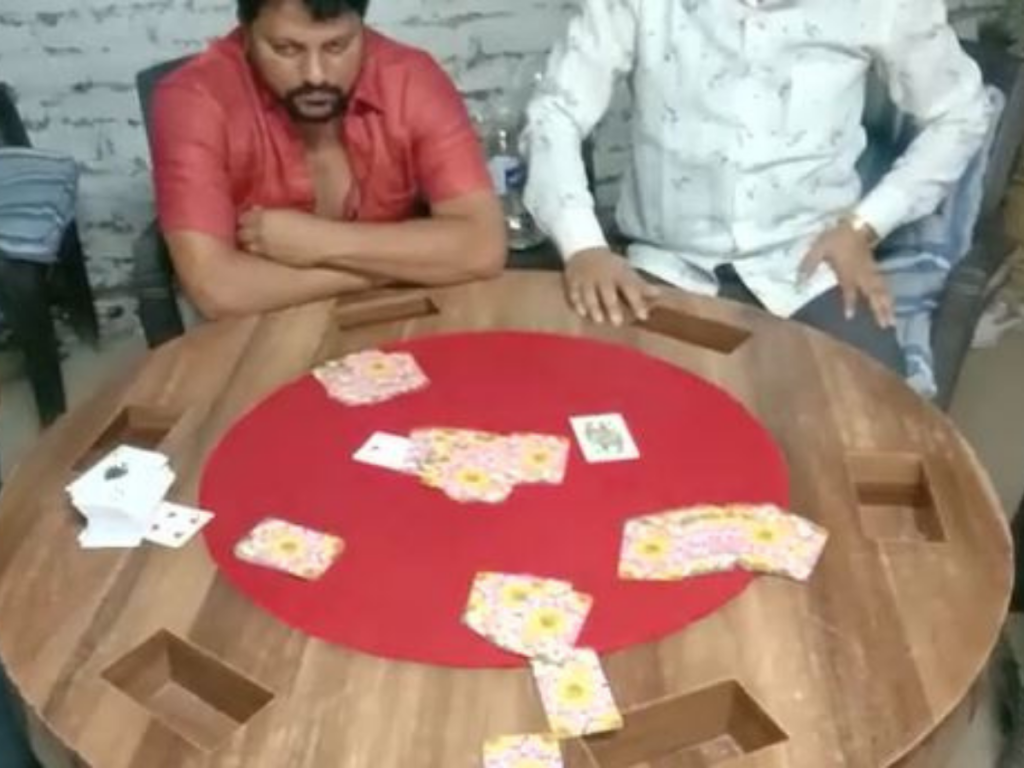 Raid on gambling den in Uttamnagar area of ​​Pune, action taken against 22 persons