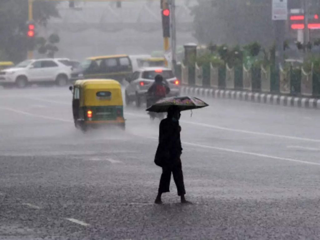#RainUpdate: Heavy rains begin in the state, alert to many districts including Marathwada