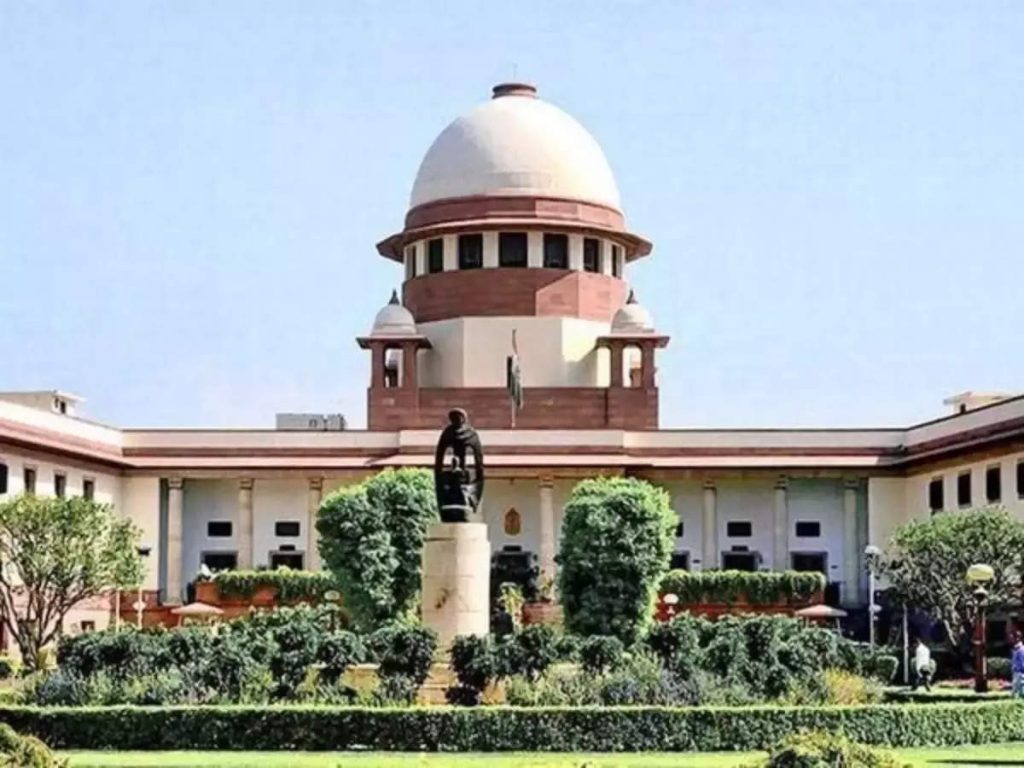 Big news!  Shiv Sena's application will be heard at 5 pm today - Supreme Court