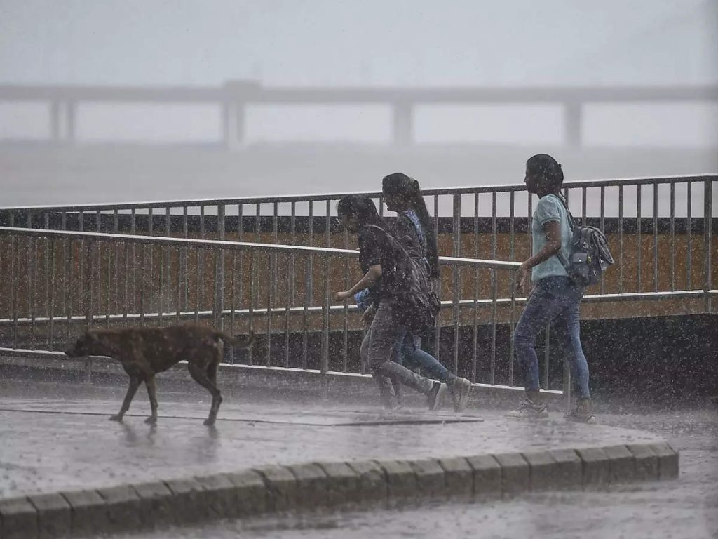 Heavy rains begin in the state, torrential rains in 'Ya' areas including Mumbai
