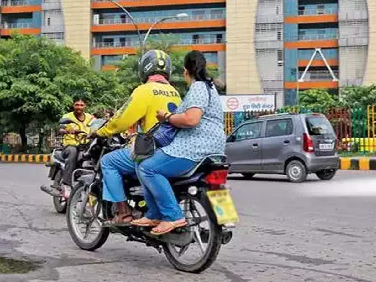Helmet forced !, Big notice to two-wheeler sellers, Mumbai Police on Action mode