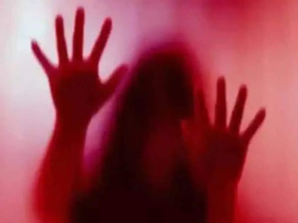 Shocking!  In Pune, a woman was raped in a bus, stopped at two places and.