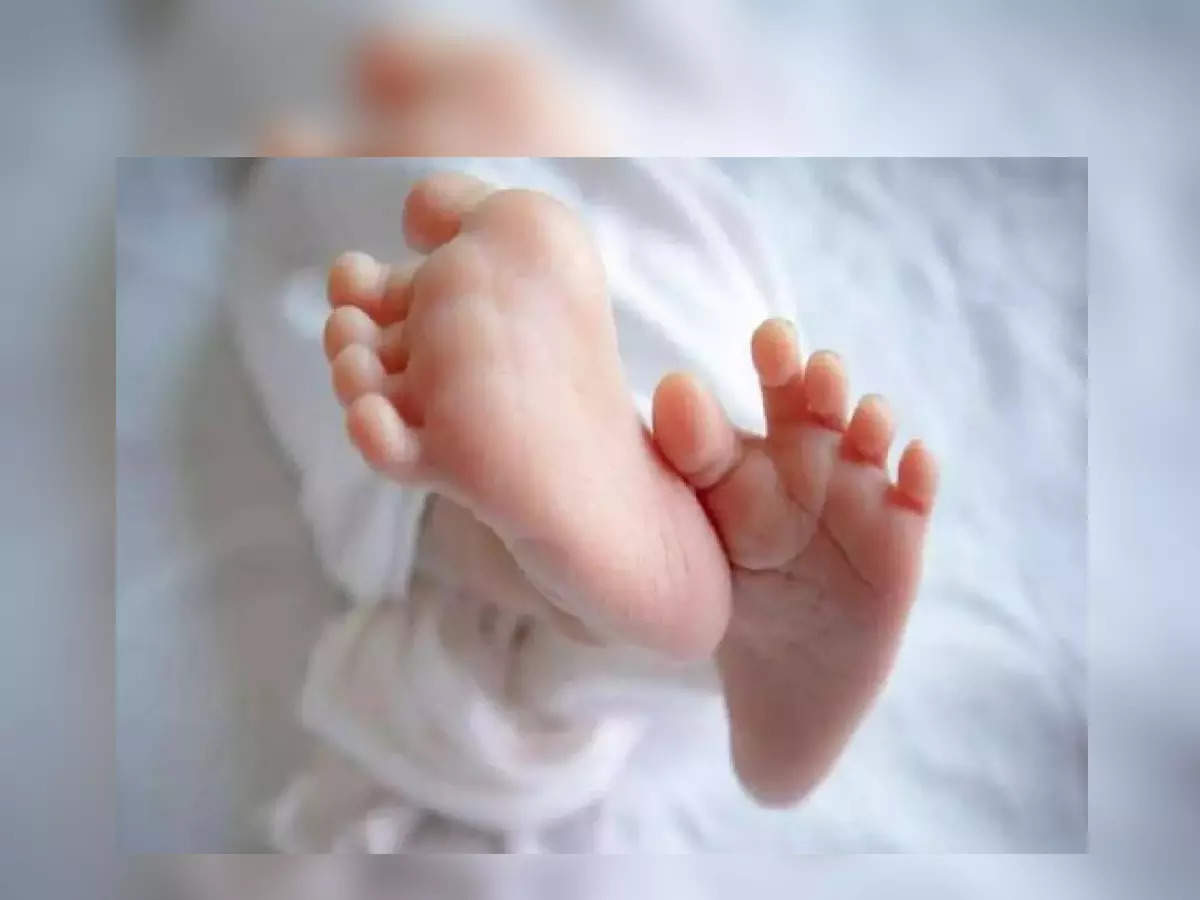 10 to 12 days old baby found in Washim district stirs up excitement