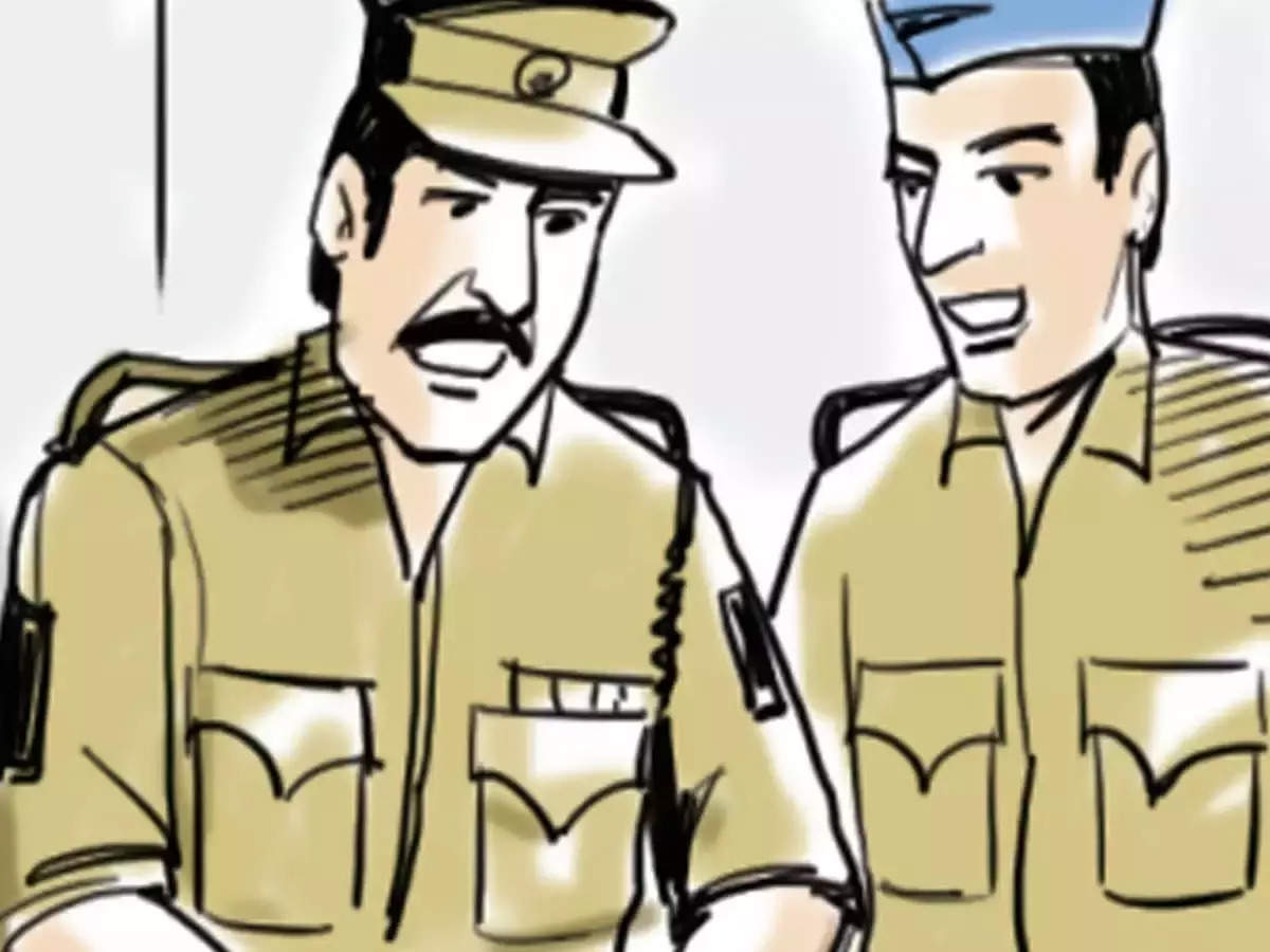 Be careful when taking strangers into the house; Assassination of husband and wife in Beed
