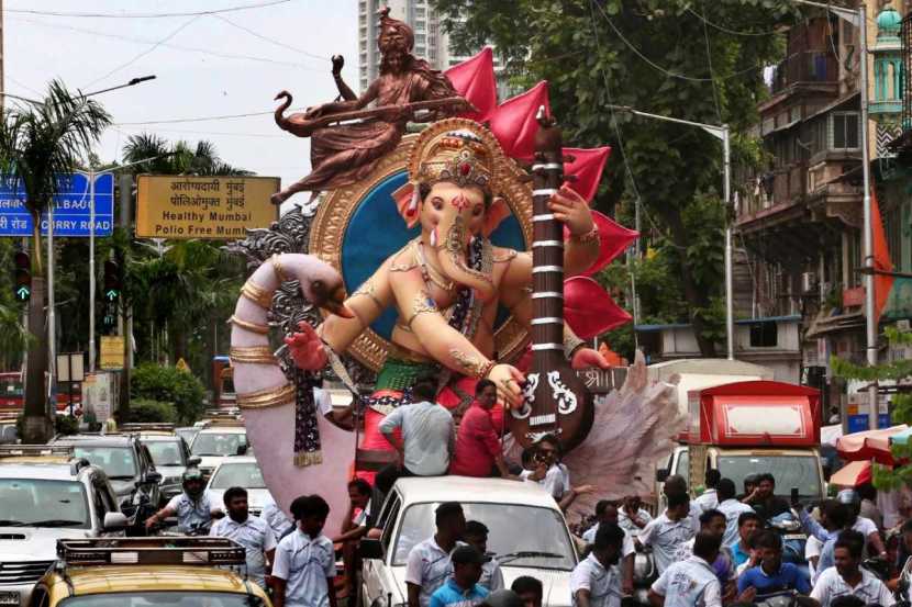 After Dahihandi, the Shinde-Fadnavis government in the state is spending heavily on prizes and programs on Ganeshotsav as well.