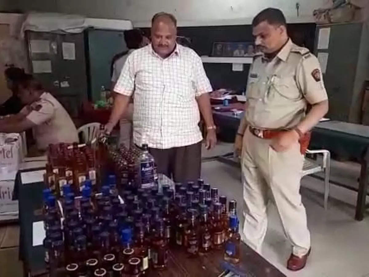 Two persons who were manufacturing and selling fake liquor of various companies which are manufactured in Goa and Daman but banned in Maharashtra have been arrested