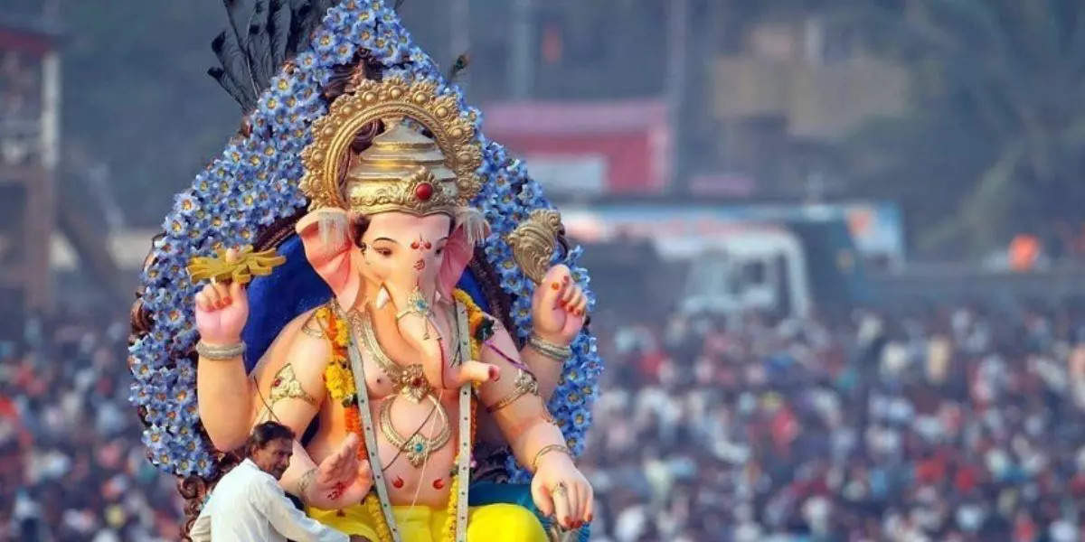 Bappa's immersion in Mumbapuri is 'disturbance in recruitment'; Attention to the administrative system