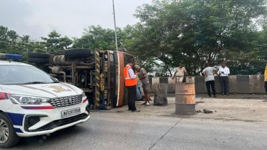 cargo-truck-accident-on-khopoli-exit-old-pune-mumbai-highway