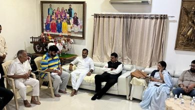 Deputy Chief Minister Devendra Fadnavis consoled MLA Landge family at their residence