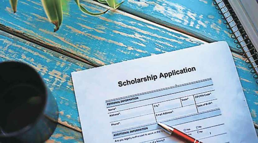 Canceled scholarship of OBCs studying abroad; Decision of the State Government; The decision in March was overturned in August