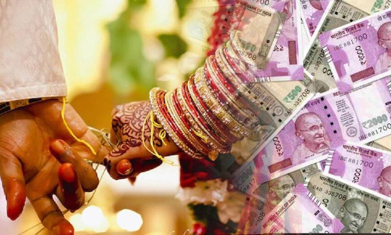 Beware of fake brides and grooms on matrimonial websites!