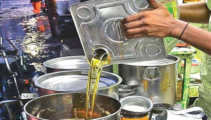 Edible oil prices rise ahead of Diwali: worries for housewives