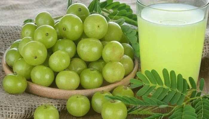 Amla juice should be used to increase eye sight and immunity