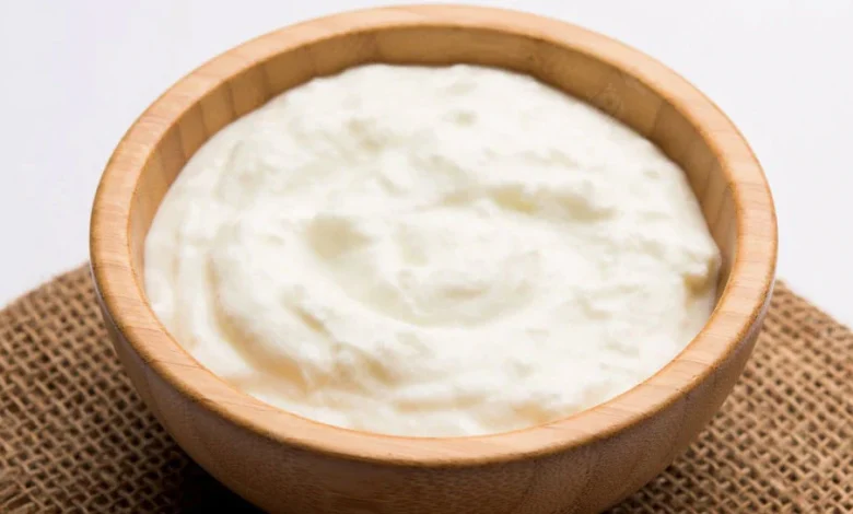 Does eating curd in winter really reduce weight? Learn the benefits!
