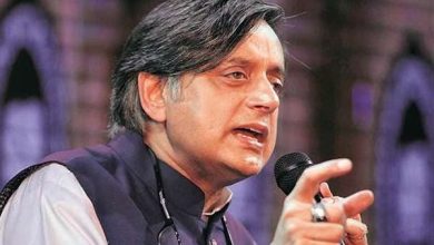 http://mahaenews.com/wp-content/uploads/2022/11/Shashi-Tharoor.jpg