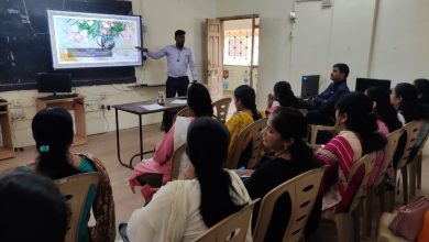 Under the Municipal e-Classroom project, teachers from 100 municipal schools received technology training