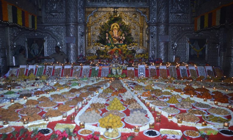 Dagdusheth Ganpati temple decorated with lakhs of lamps