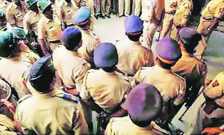 Controversy over transfers of Deputy Commissioners of Police; Postponement of transfers of four officers in Thane