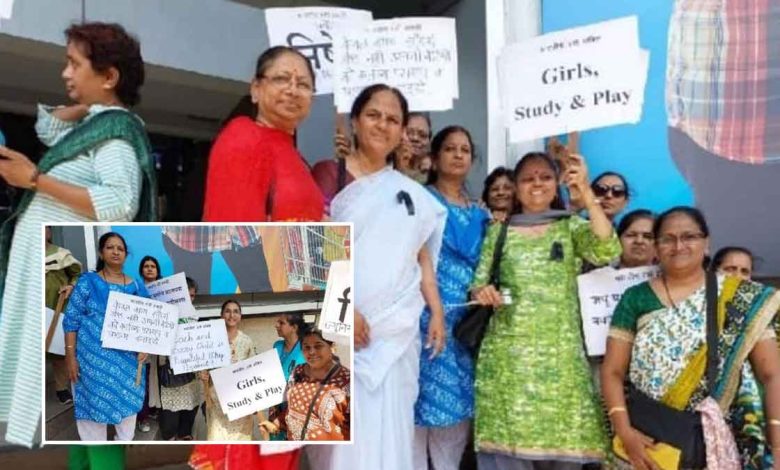 Protests by women's organizations against the Junior Miss India pageant